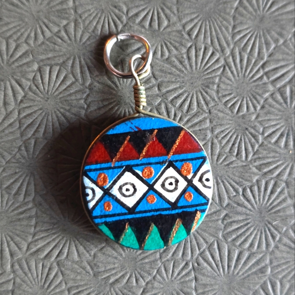 Vintage pendant charm geometric Southwestern colorful silver tone round circle